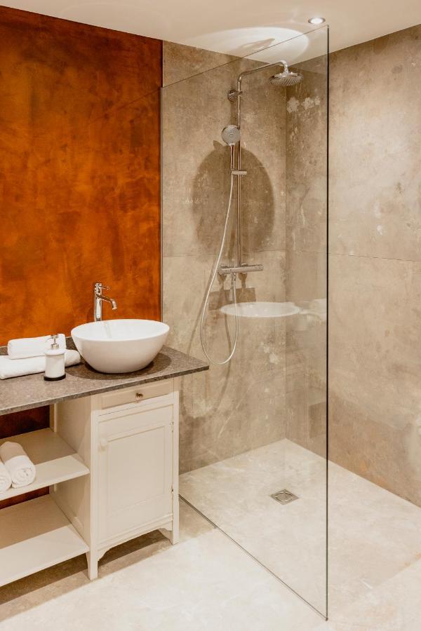 Zur Nandl Apartment *